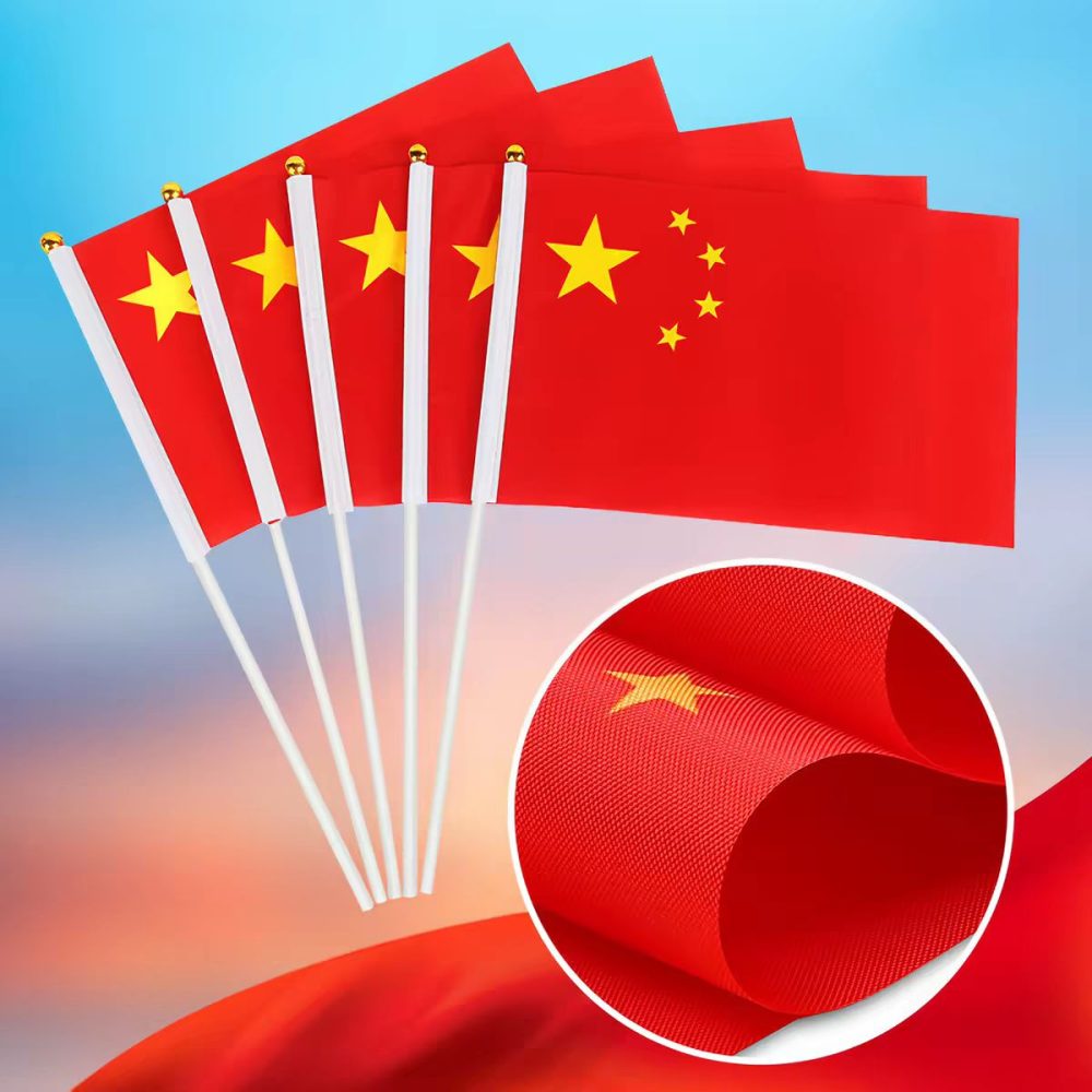 大号手摇小红旗